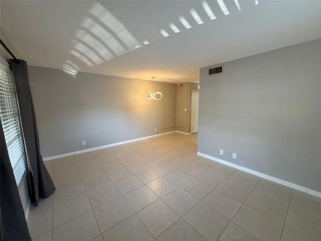 1012 SE 15th Street Fort Lauderdale FL 33316