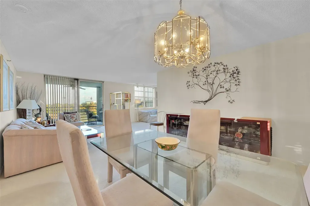 5340 NW 2nd Avenue Boca Raton FL 33487