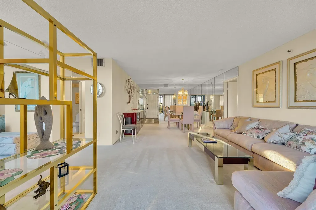 5340 NW 2nd Avenue Boca Raton FL 33487