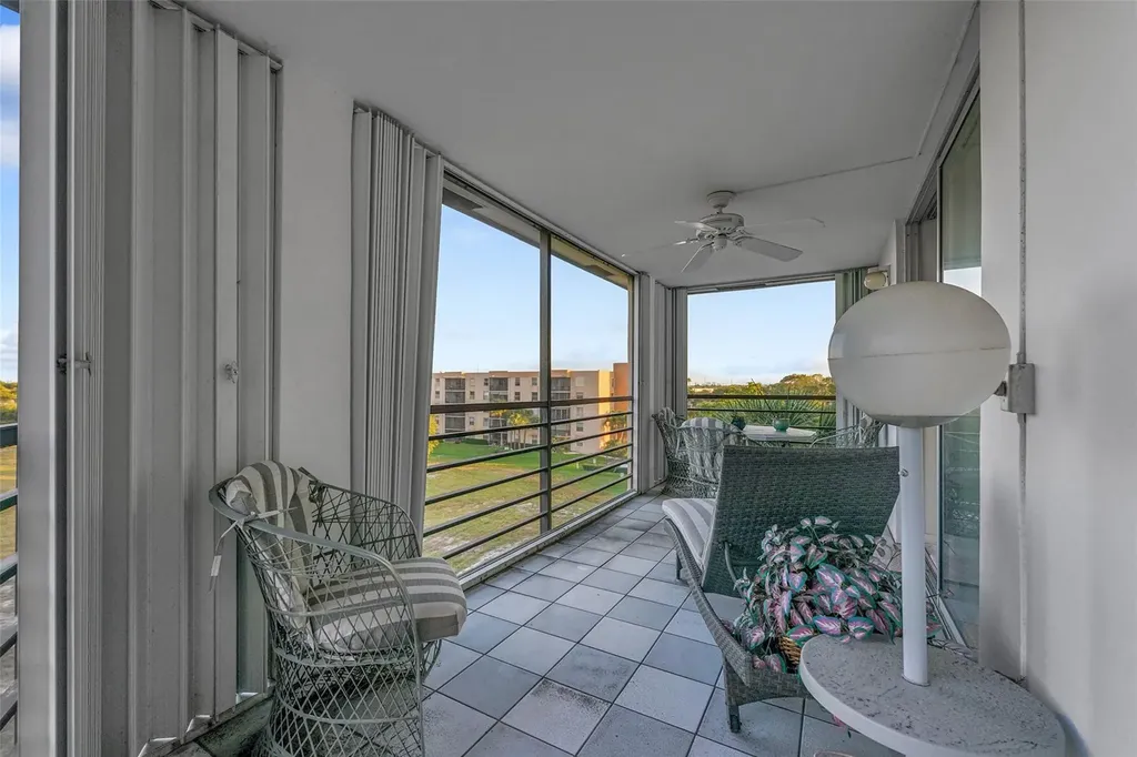 5340 NW 2nd Avenue Boca Raton FL 33487