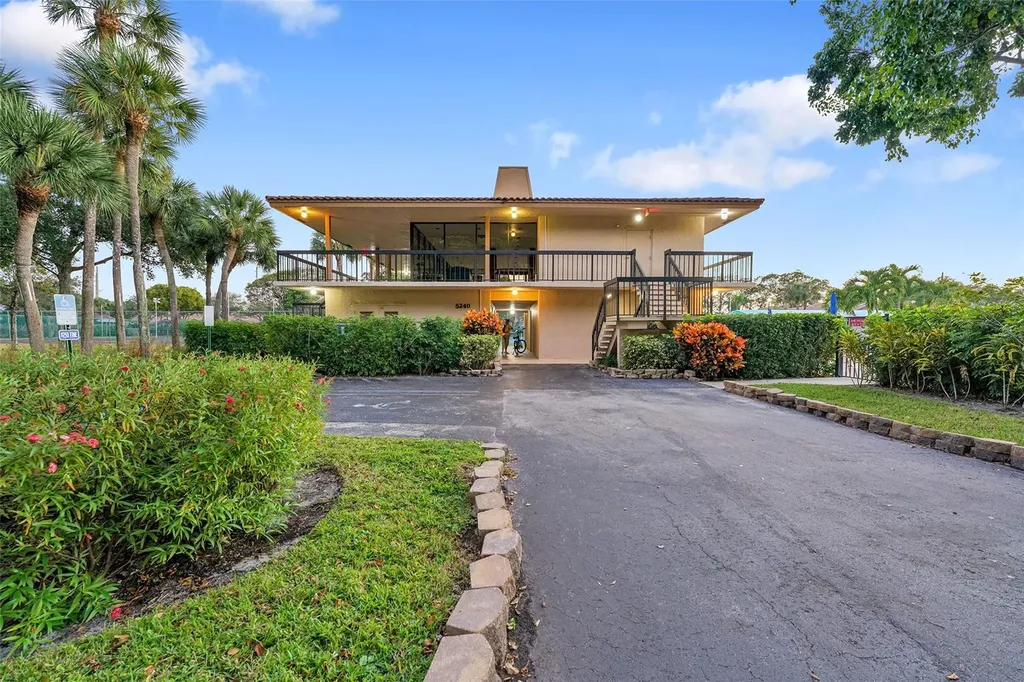 5340 NW 2nd Avenue Boca Raton FL 33487