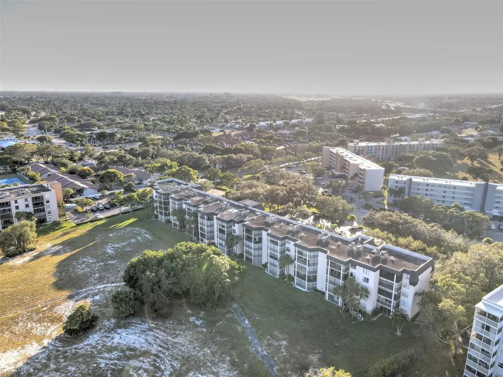 5340 NW 2nd Avenue Boca Raton FL 33487