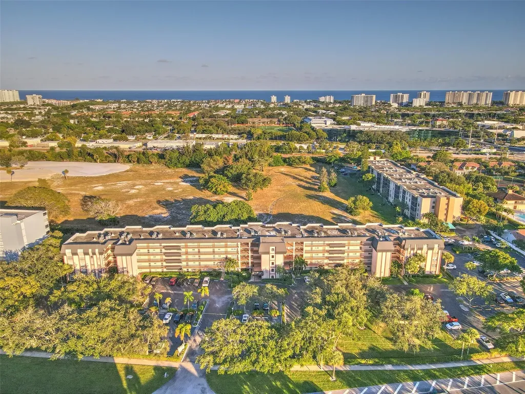 5340 NW 2nd Avenue Boca Raton FL 33487