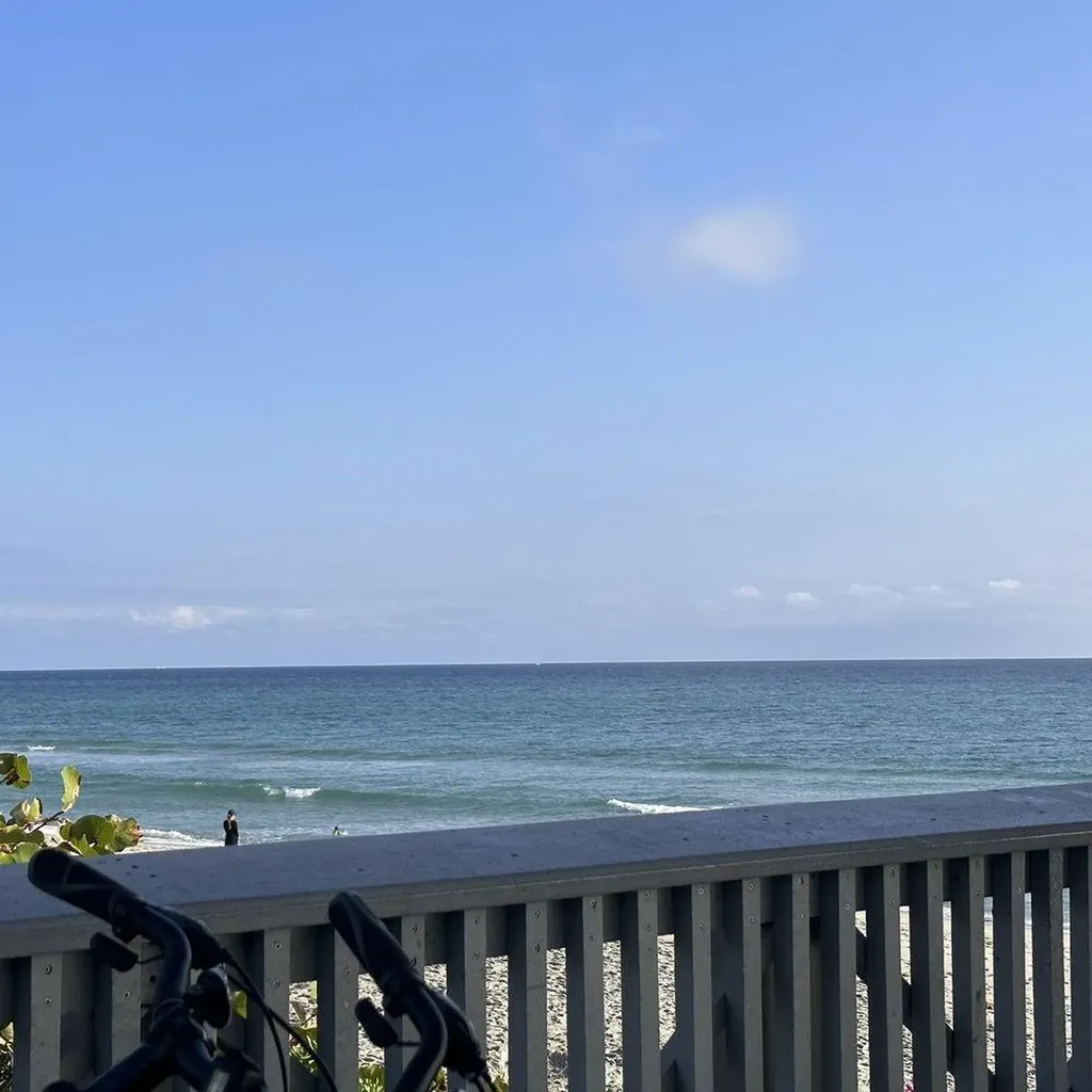 5340 NW 2nd Avenue Boca Raton FL 33487