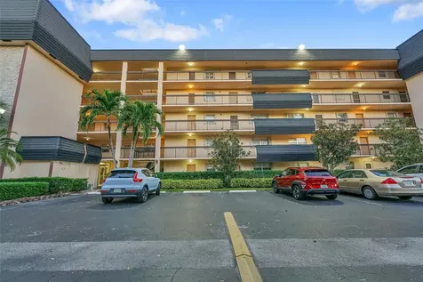 5340 NW 2nd Avenue Boca Raton FL 33487