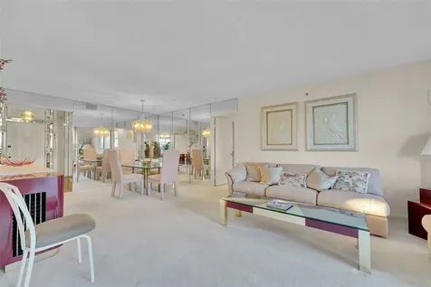 5340 NW 2nd Avenue Boca Raton FL 33487