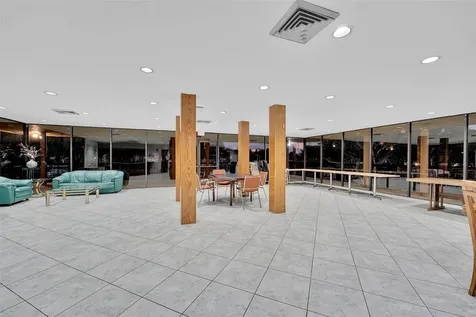 5340 NW 2nd Avenue Boca Raton FL 33487