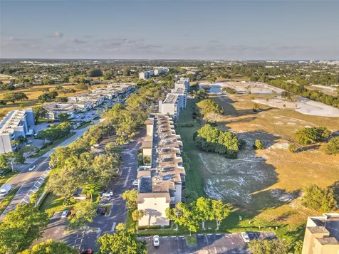 5340 NW 2nd Avenue Boca Raton FL 33487