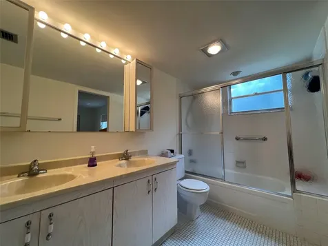 2103 Lucaya Bend Coconut Creek FL 33066