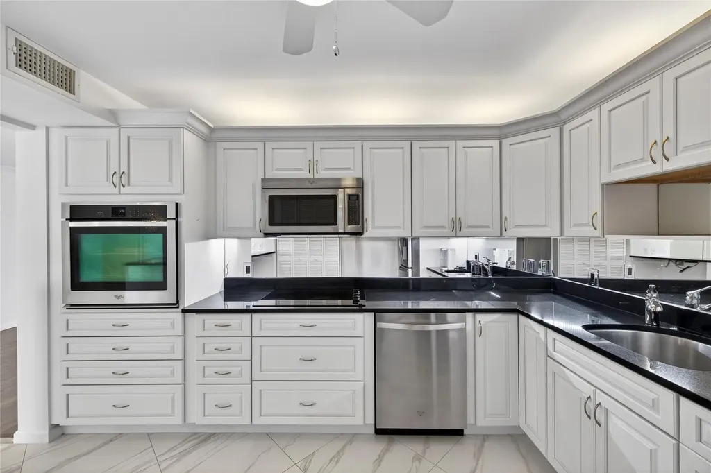 1370 S Ocean Boulevard Pompano Beach FL 33062