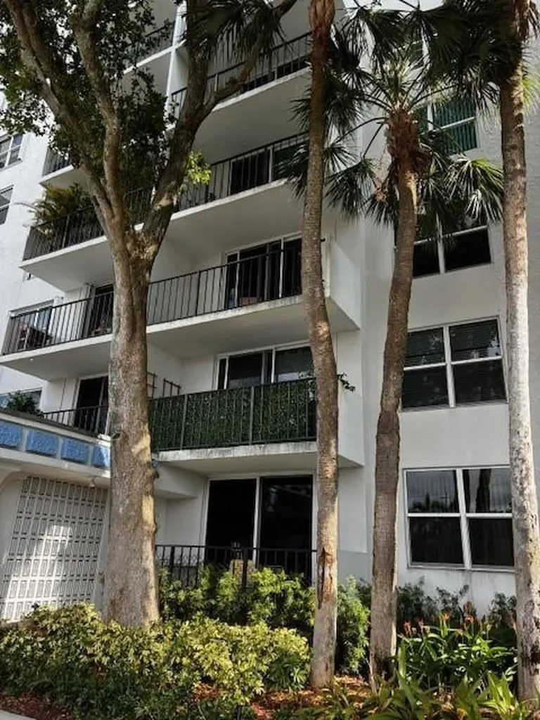 1800 N Andrews Avenue Fort Lauderdale FL 33311