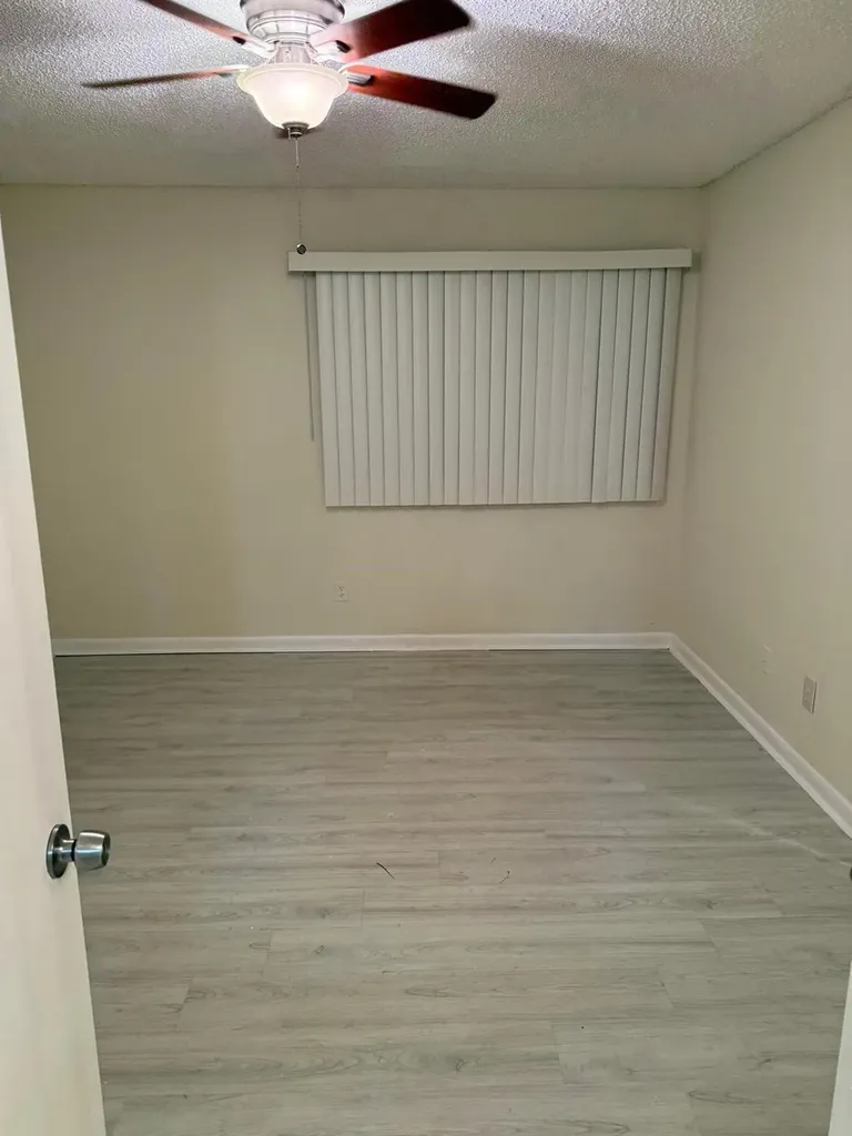 12430 Vista Isle Drive Plantation FL 33325