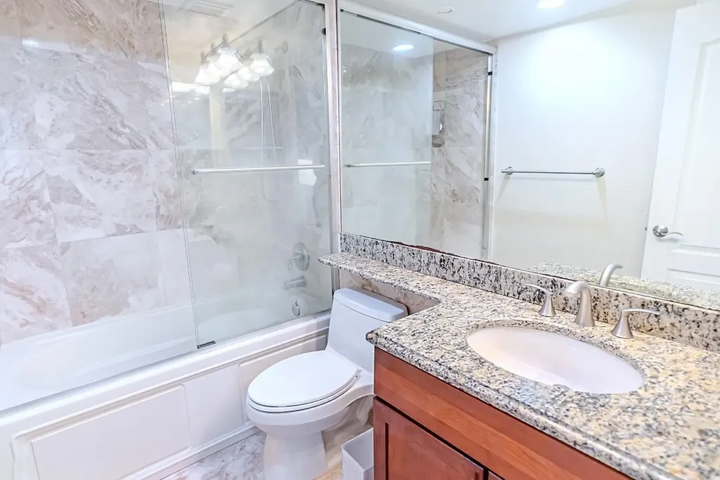 2900 NE 30th Street Fort Lauderdale FL 33306