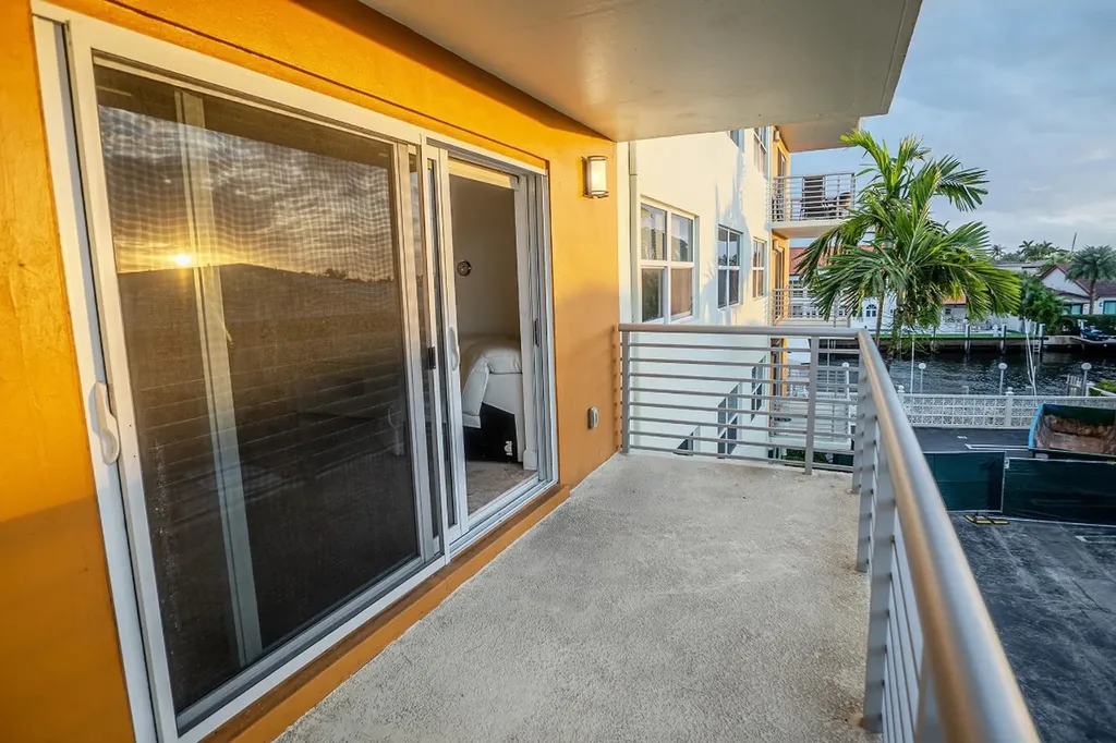 2900 NE 30th Street Fort Lauderdale FL 33306