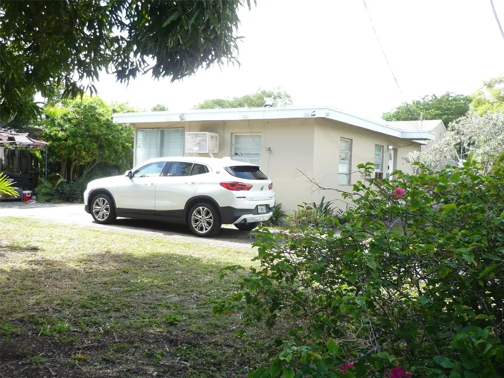 1444 NE 3rd Avenue Fort Lauderdale FL 33304