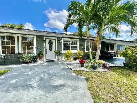 1530 SW 68th Avenue North Lauderdale FL 33068