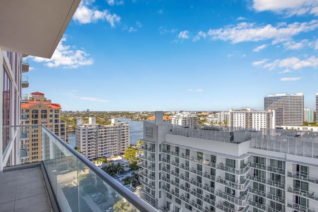 151 N Seabreeze Blv Fort Lauderdale FL 33304