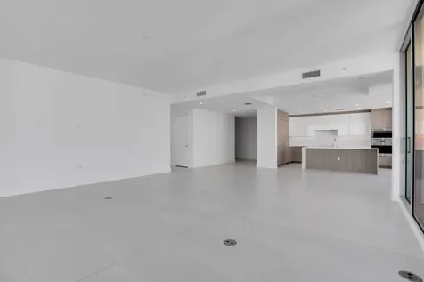 151 N Seabreeze Blv Fort Lauderdale FL 33304