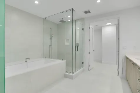 151 N Seabreeze Blv Fort Lauderdale FL 33304