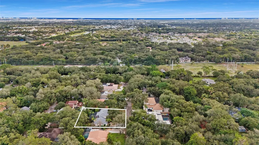 3951 SW 56th Court Fort Lauderdale FL 33312