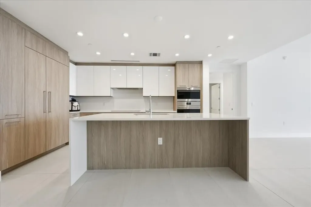 153 N Seabreeze Boulevard Fort Lauderdale FL 33304