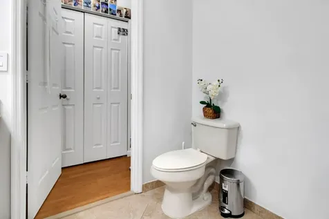 5095 Madison Lakes Circle Davie FL 33328