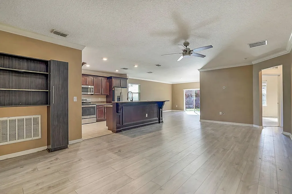 1174 SW Goodman Avenue Port St Lucie FL 34953