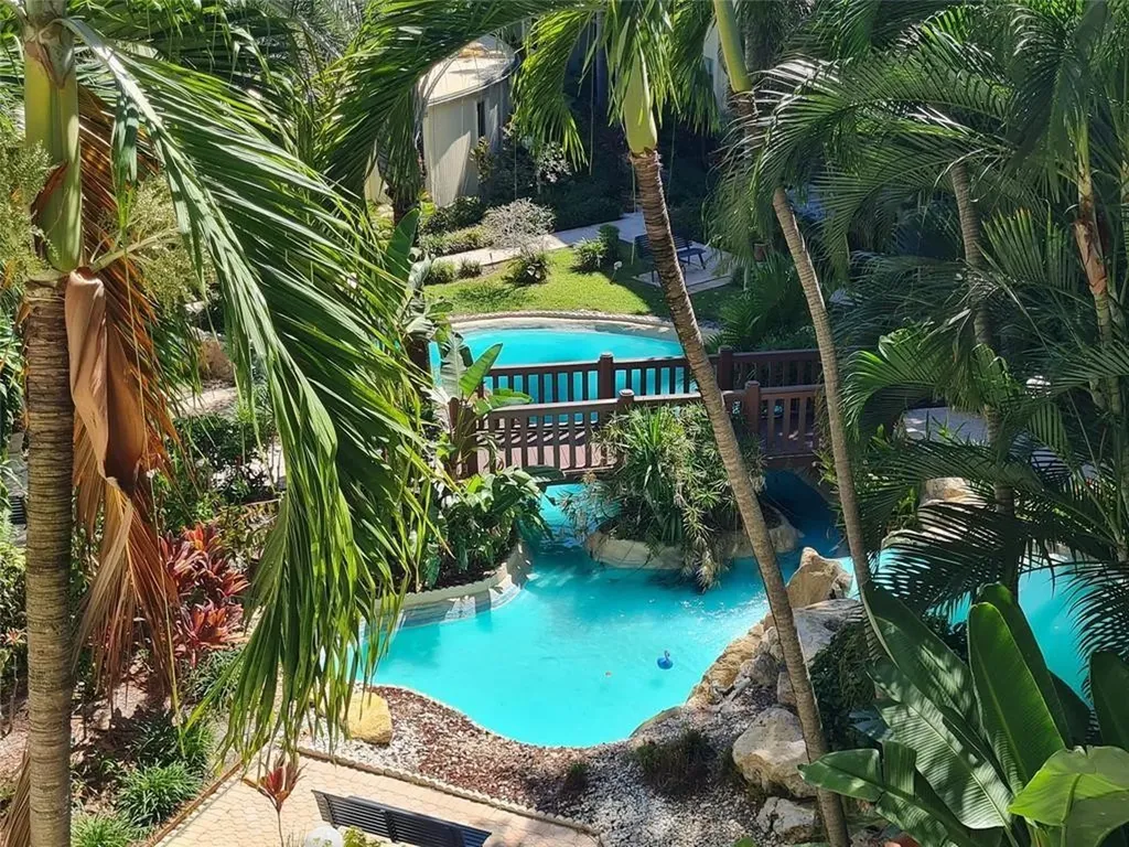 5300 NE 24 Terrace Fort Lauderdale FL 33308