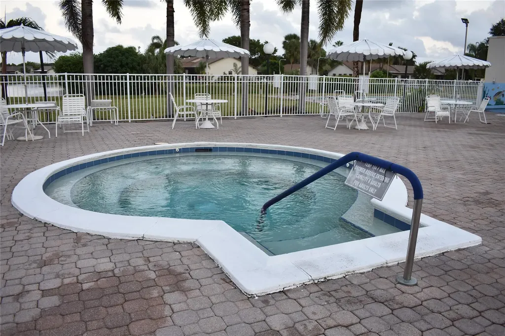 2377 SW 16th Drive Deerfield Beach FL 33442