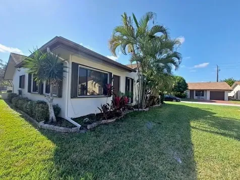 2377 SW 16th Drive Deerfield Beach FL 33442