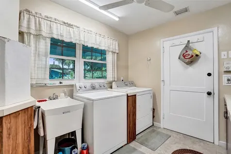 2417 NW 6th Avenue Wilton Manors FL 33311