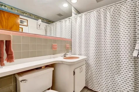 2417 NW 6th Avenue Wilton Manors FL 33311
