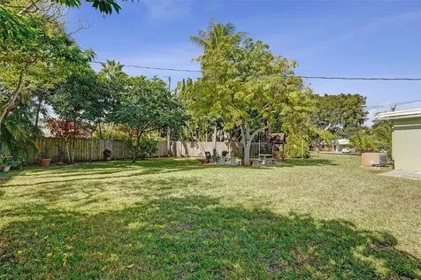 2417 NW 6th Avenue Wilton Manors FL 33311