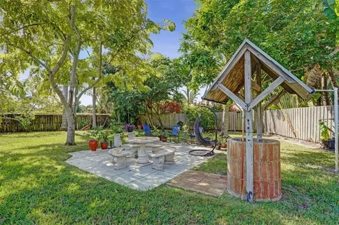 2417 NW 6th Avenue Wilton Manors FL 33311