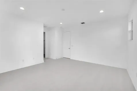 6947 Pines Circle Coconut Creek FL 33073