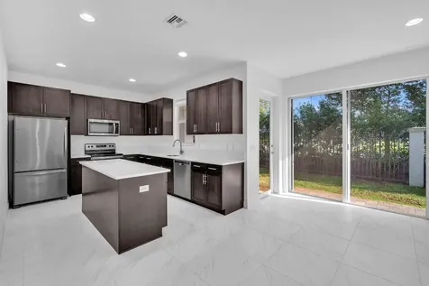 6947 Pines Circle Coconut Creek FL 33073