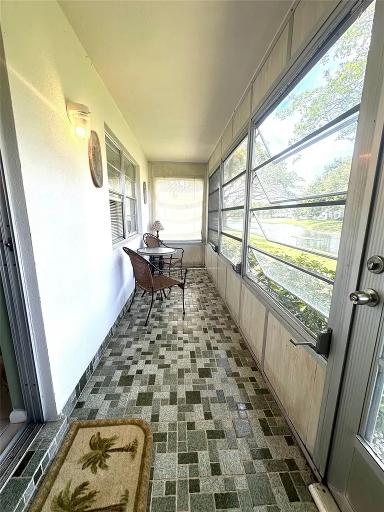 84 Markham E Deerfield Beach FL 33442