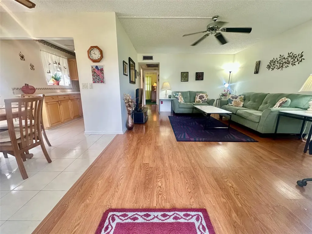 84 Markham E Deerfield Beach FL 33442