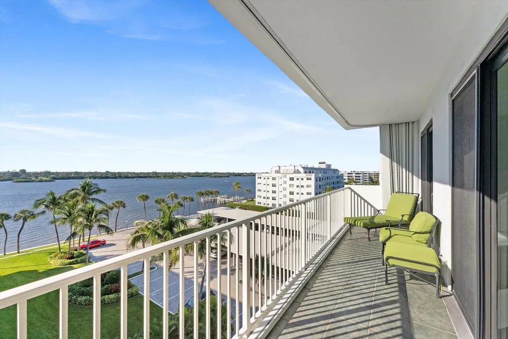 2860 S Ocean Boulevard Palm Beach FL 33480