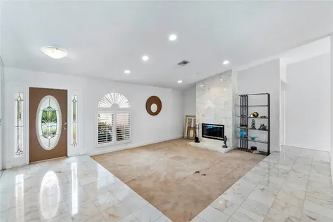233 NW 119th Lane Coral Springs FL 33071