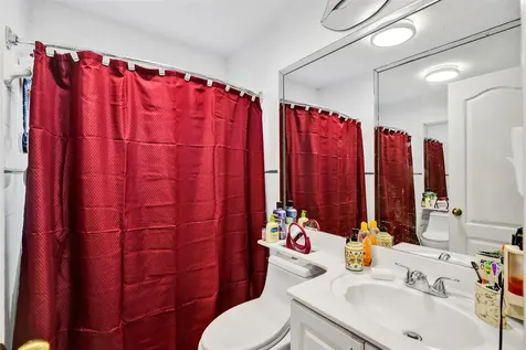 7456 W 34th Court Hialeah FL 33018