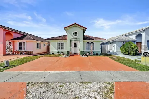 7456 W 34th Court Hialeah FL 33018