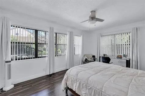 10120 Vestal Court Coral Springs FL 33071