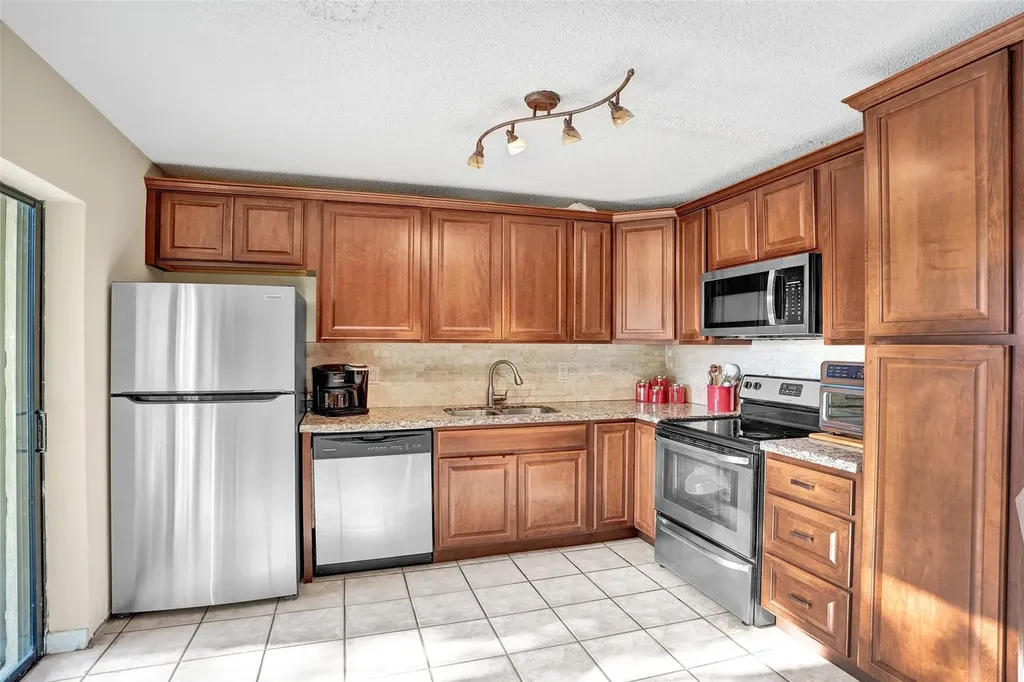 1525 Augusta Circle Delray Beach FL 33445