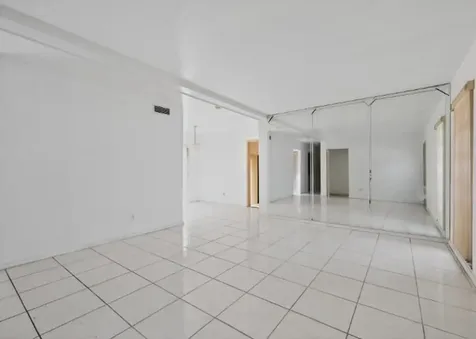 7802 NW 69th Terrace Tamarac FL 33321