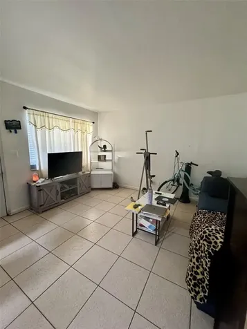 101 NE 41st Street Oakland Park FL 33334