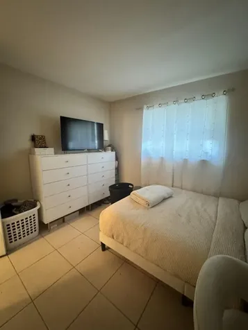 101 NE 41st Street Oakland Park FL 33334