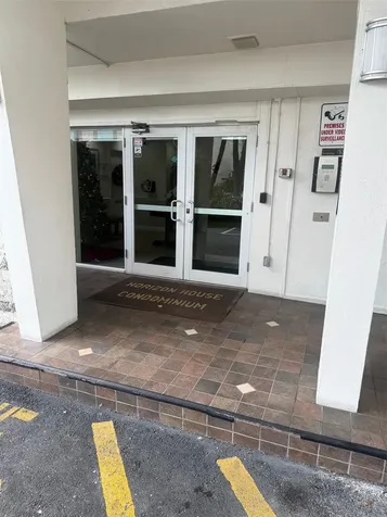 2555 NE 11th Street Fort Lauderdale FL 33304