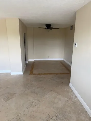 2555 NE 11th Street Fort Lauderdale FL 33304