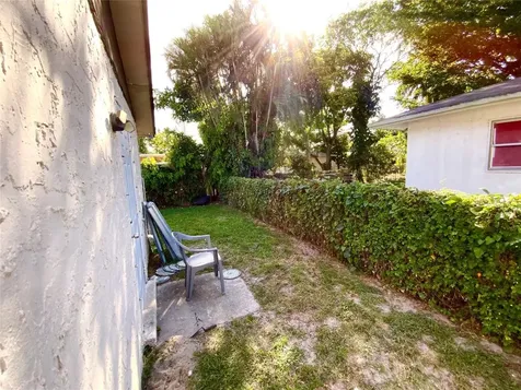 8160 SW 6th Street North Lauderdale FL 33068
